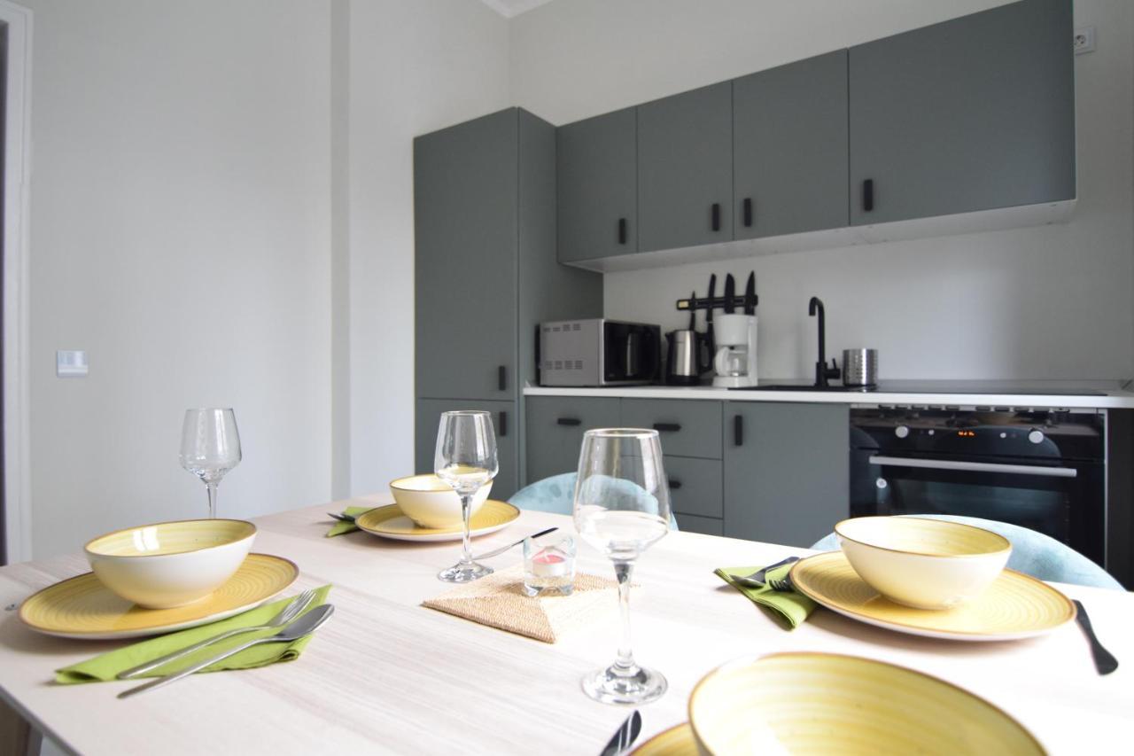 Beautiful Apartment In Old City Bucureşti Ngoại thất bức ảnh