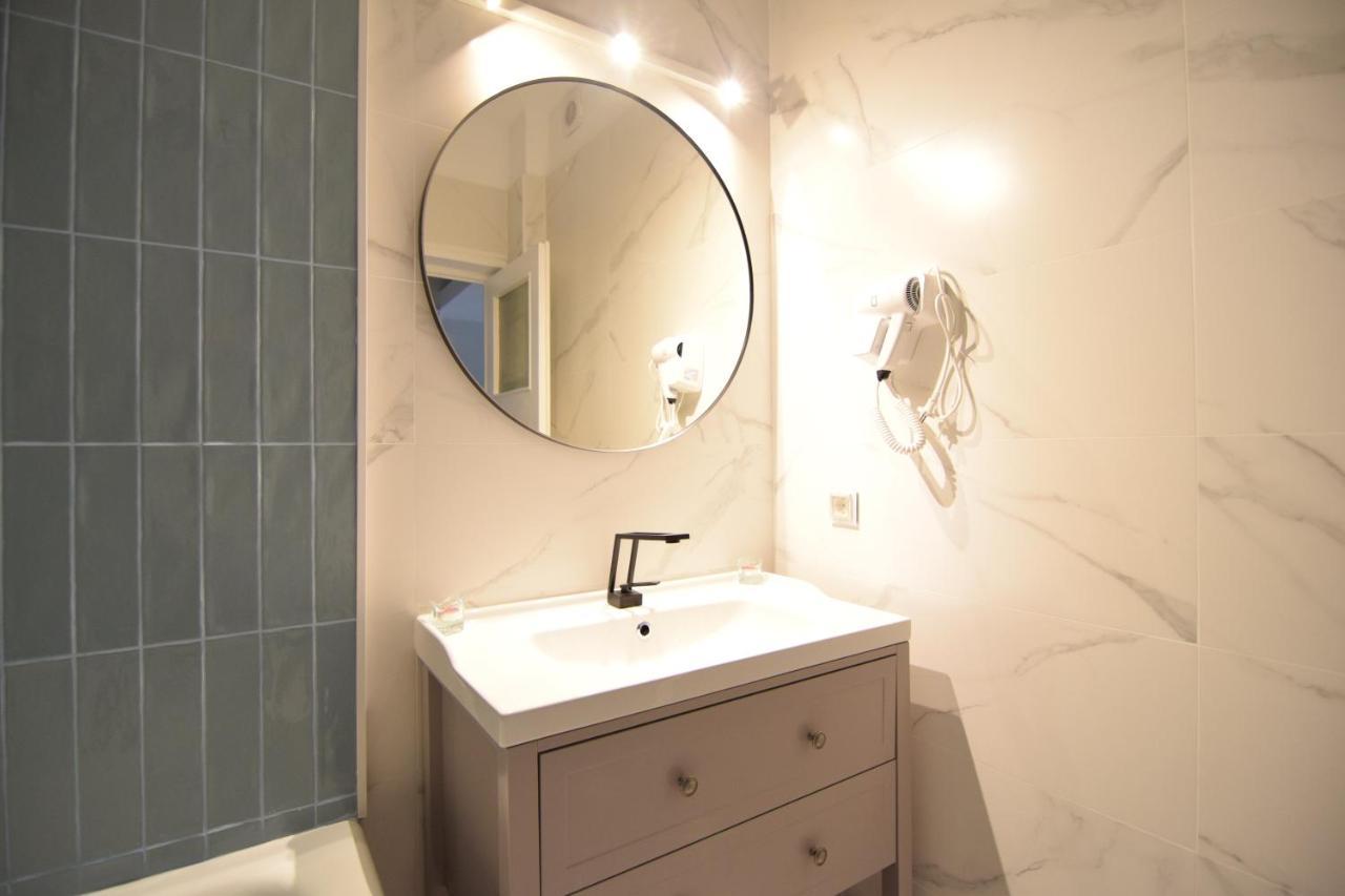 Beautiful Apartment In Old City Bucureşti Ngoại thất bức ảnh